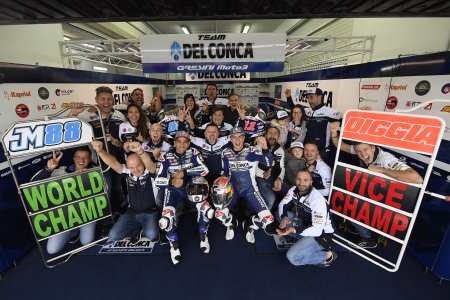 Il Team Del Conca Gresini Moto3 rivive nelle immagini del nuovo trionfo di Jorge Martin 1c5c5607-1724-4239-aa19-b3b1ee48876a - Ceramica del Conca